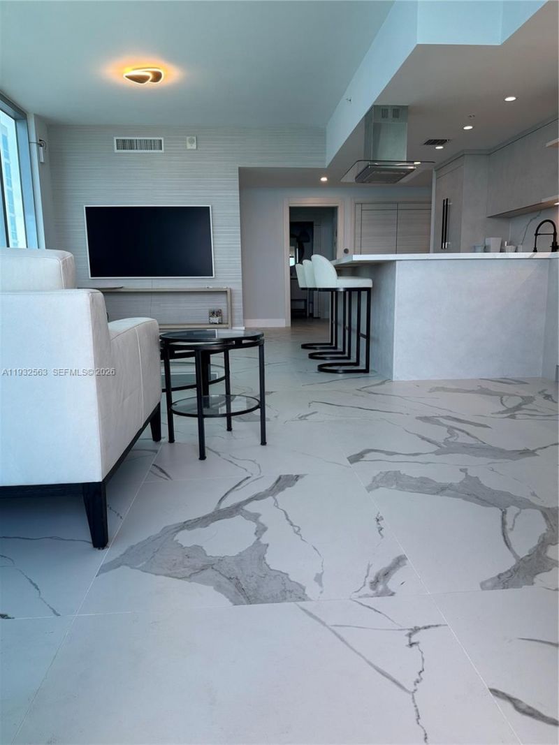 6899 Collins Ave, Unit 1008, Miami Beach, FL 33141 Photo