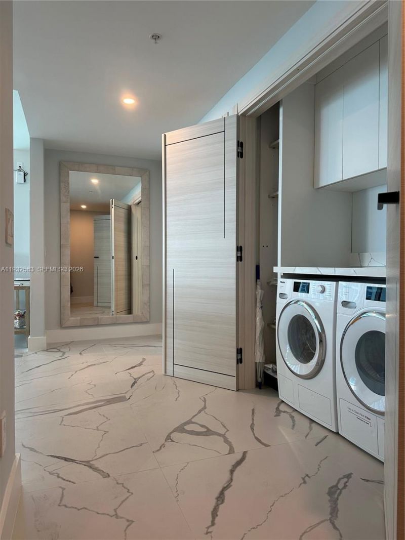 6899 Collins Ave, Unit 1008, Miami Beach, FL 33141 Photo