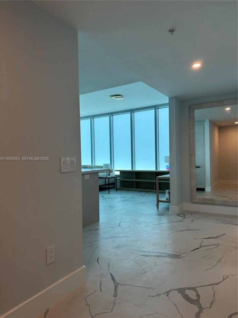 6899 Collins Ave, Unit 1008, Miami Beach, FL 33141 Photo