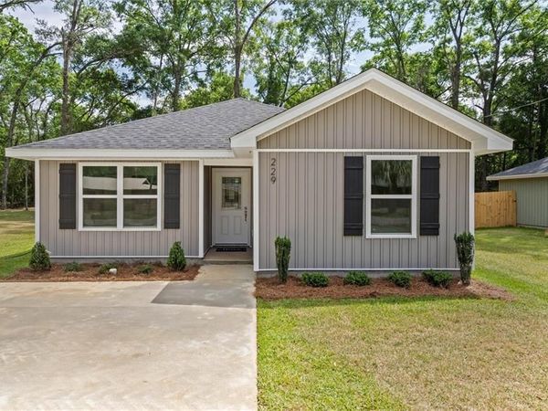 229 Viola Avenue, Saraland, AL 36571