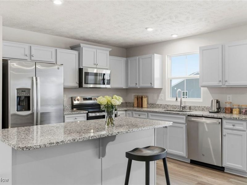 994 Bookman Avenue, Lakemore, OH 44312 Photo 3