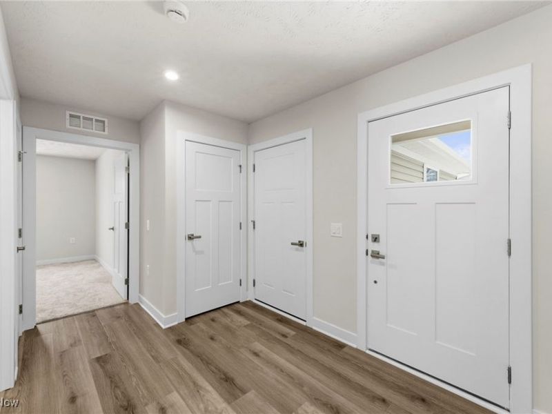 994 Bookman Avenue, Lakemore, OH 44312 Photo 5