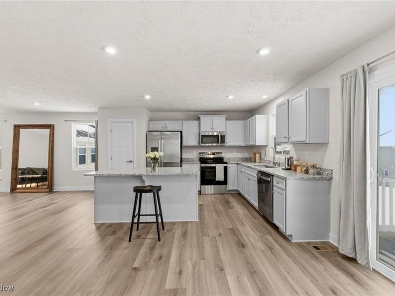 994 Bookman Avenue, Lakemore, OH 44312 Photo 6