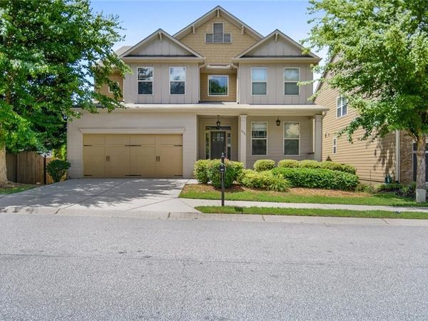 2056 Hatteras Way NW, Atlanta, GA 30318