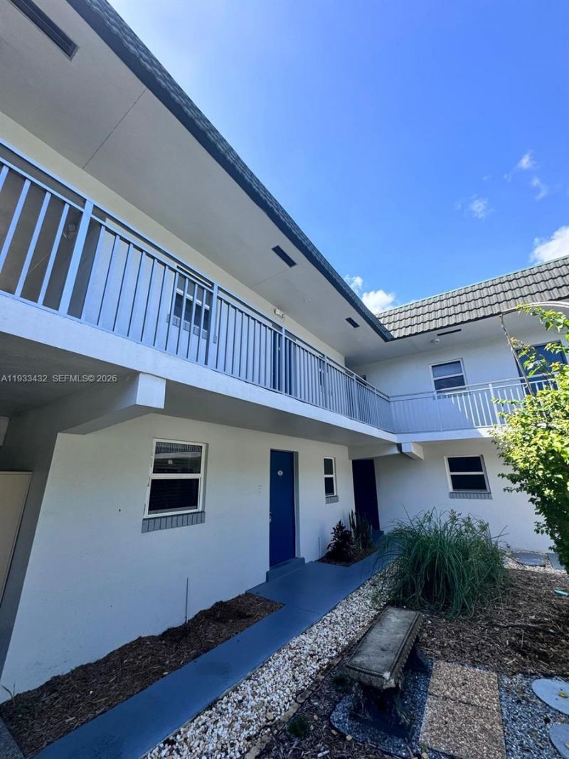 1001 SE 16th St, Unit 1, Fort Lauderdale, FL 33316 Photo