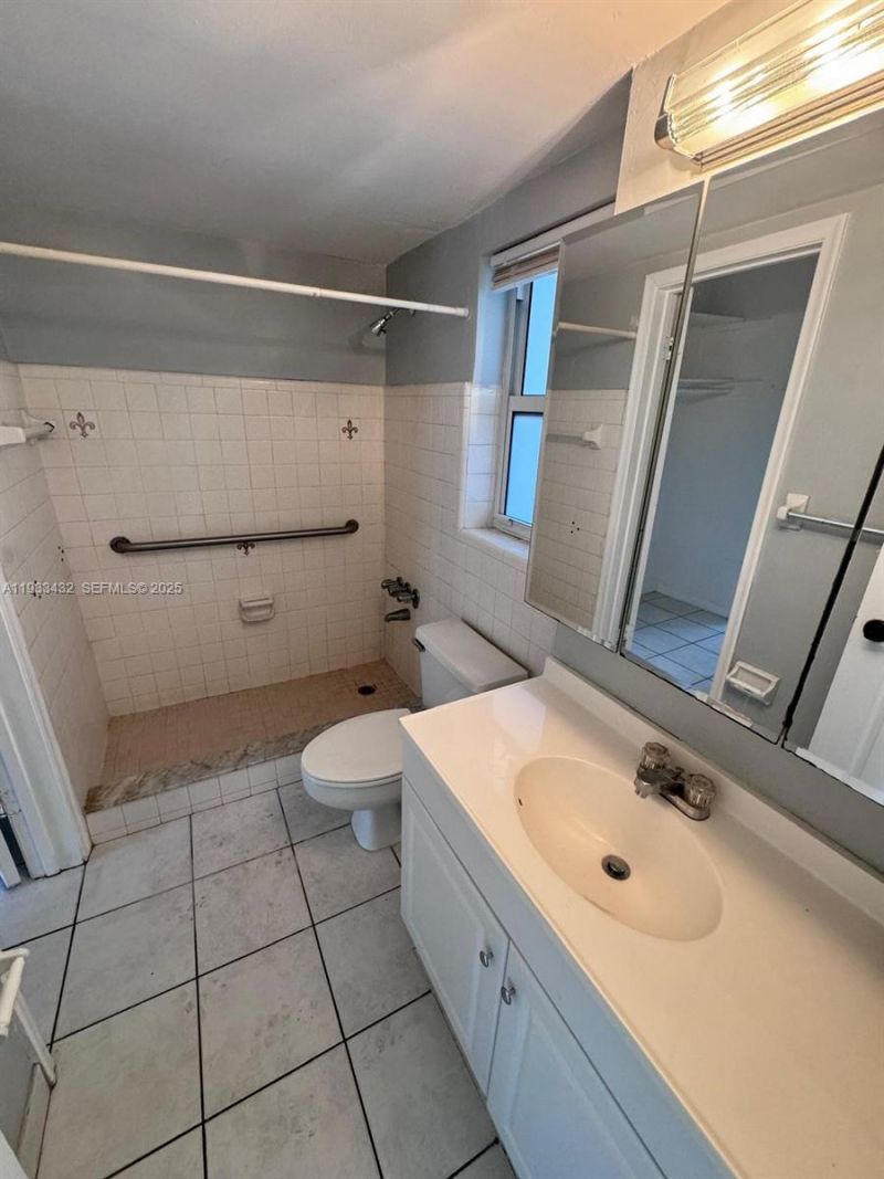 1001 SE 16th St, Unit 1, Fort Lauderdale, FL 33316 Photo