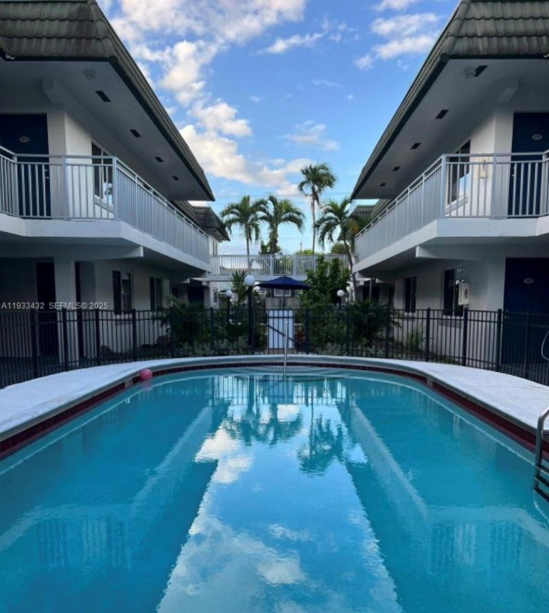 1001 SE 16th St, Unit 1, Fort Lauderdale, FL 33316 Photo