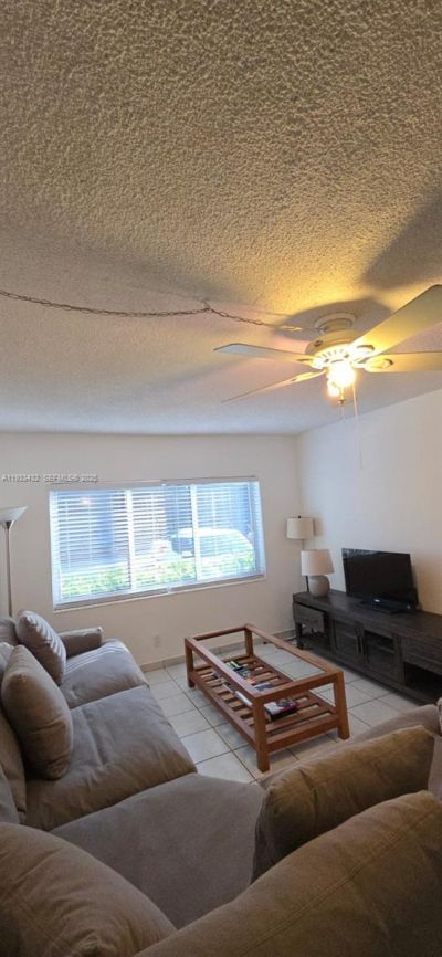 1001 SE 16th St, Unit 1, Fort Lauderdale, FL 33316 Photo