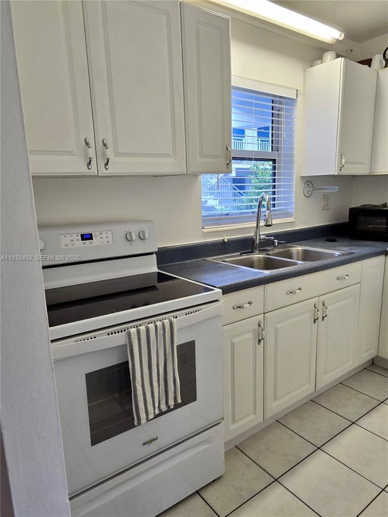 1001 SE 16th St, Unit 1, Fort Lauderdale, FL 33316 Photo