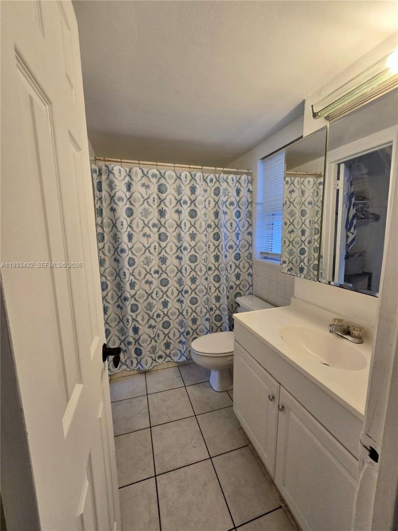 1001 SE 16th St, Unit 1, Fort Lauderdale, FL 33316 Photo