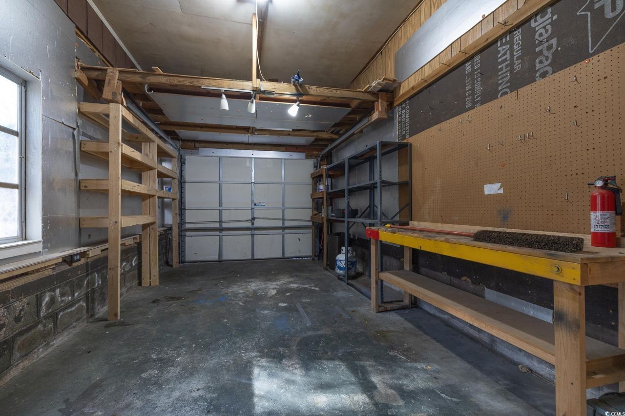 330 Hagley Dr. Photo 6