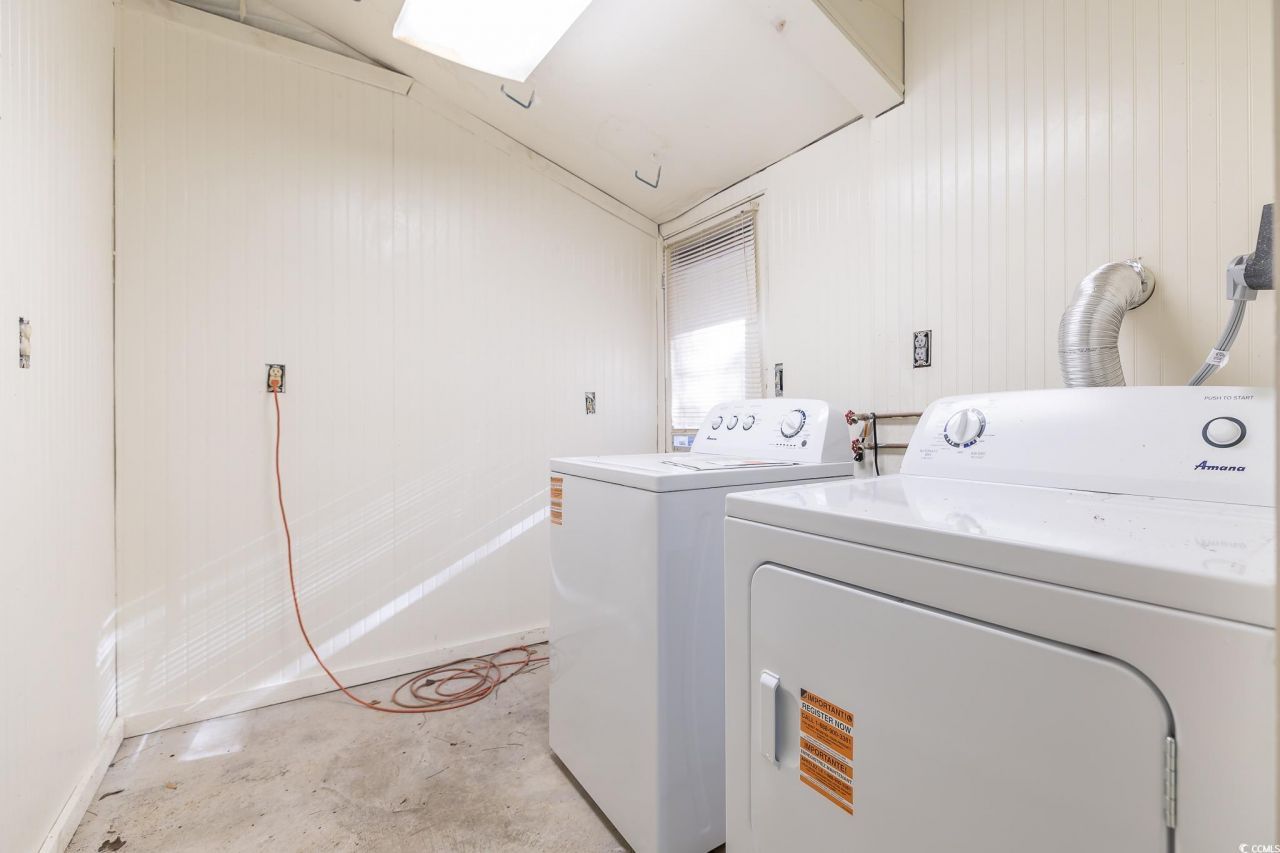 330 Hagley Dr. Photo 7