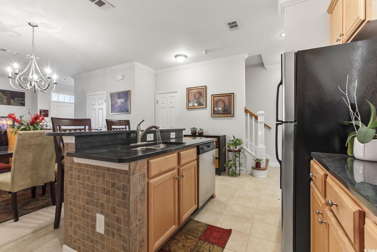 945 Rosencrans Ln. Photo 14