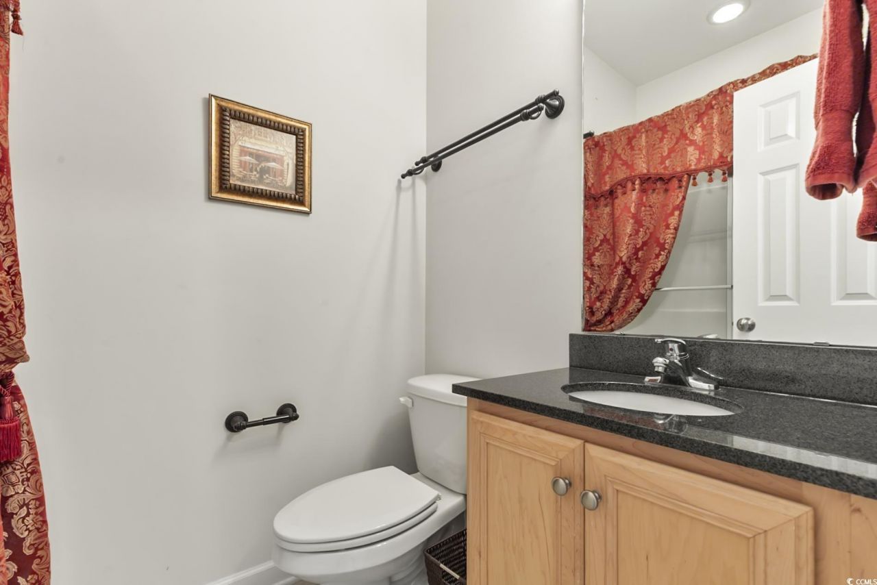 945 Rosencrans Ln. Photo 19