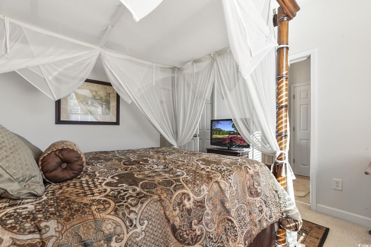 945 Rosencrans Ln. Photo 22