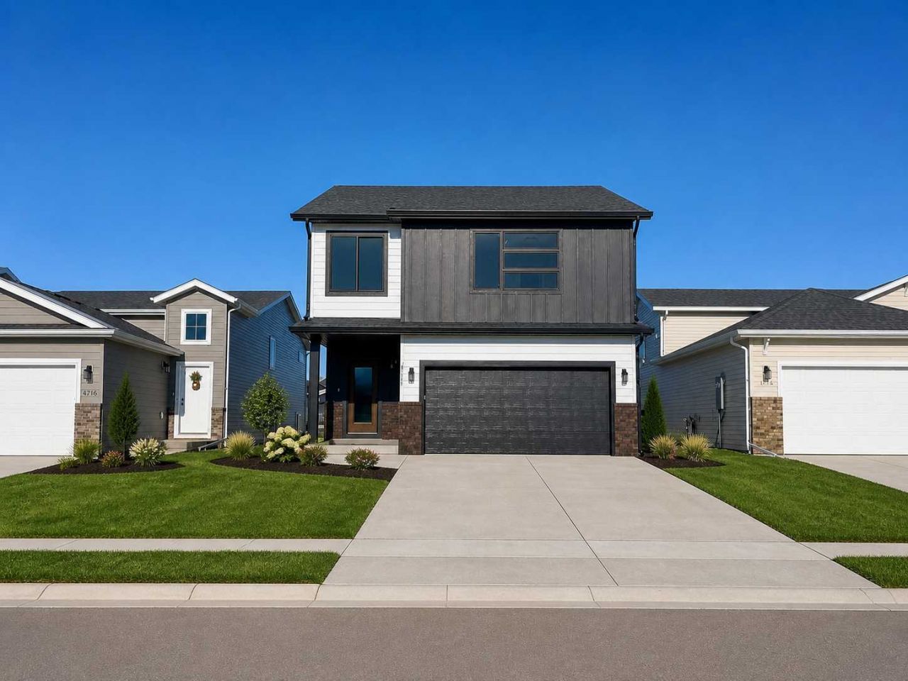 6722 Meadow View Drive S, Fargo, ND 58104 Main Photo
