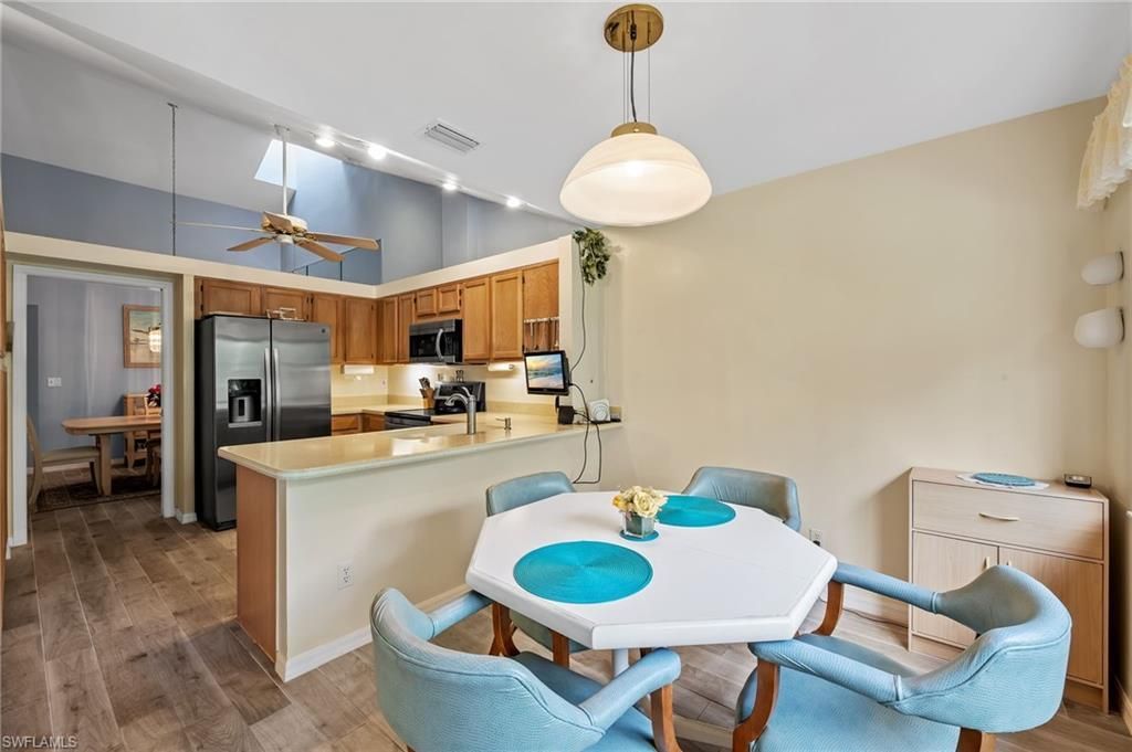 6106 Forest Villas Cir, Fort Myers, FL 33908 Photo