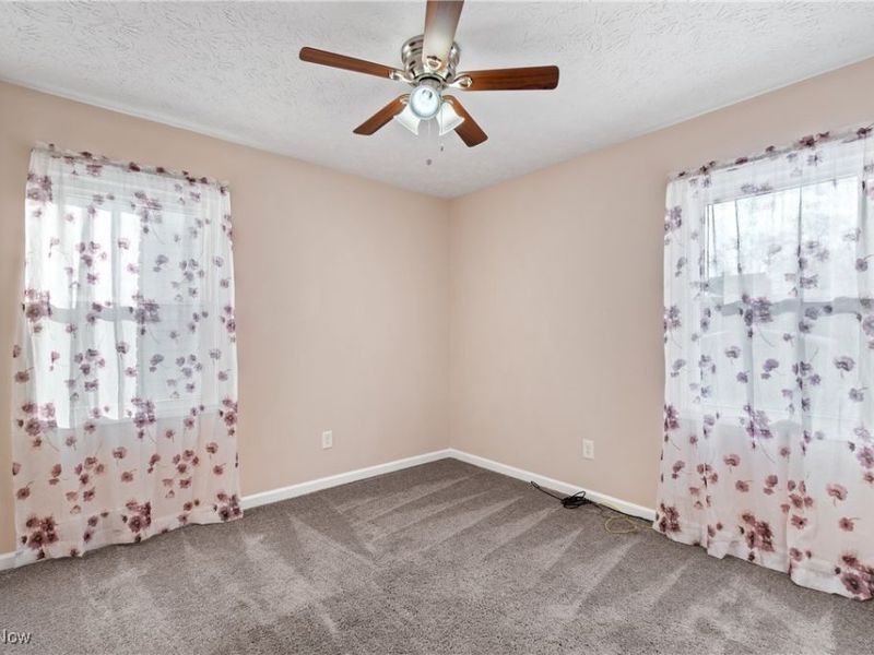 14313 Montrose Avenue, Cleveland, OH 44111 Photo 12