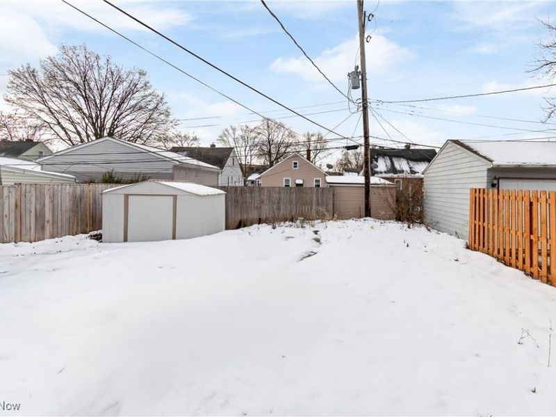 14313 Montrose Avenue, Cleveland, OH 44111 Photo 28