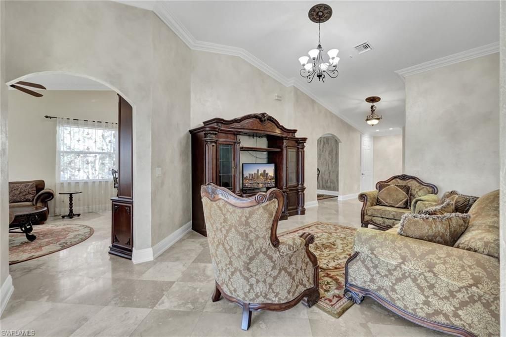 1345 Mariposa Cir, Unit 5204, Naples, FL 34105 Photo