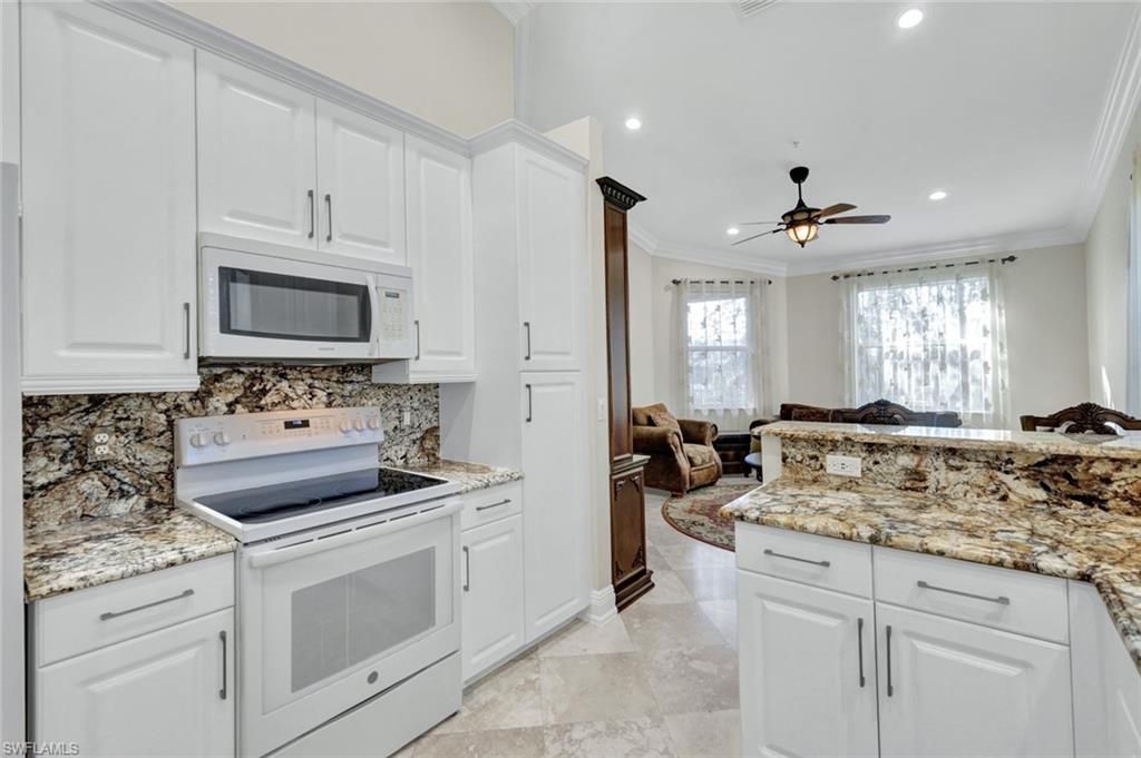 1345 Mariposa Cir, Unit 5204, Naples, FL 34105 Photo