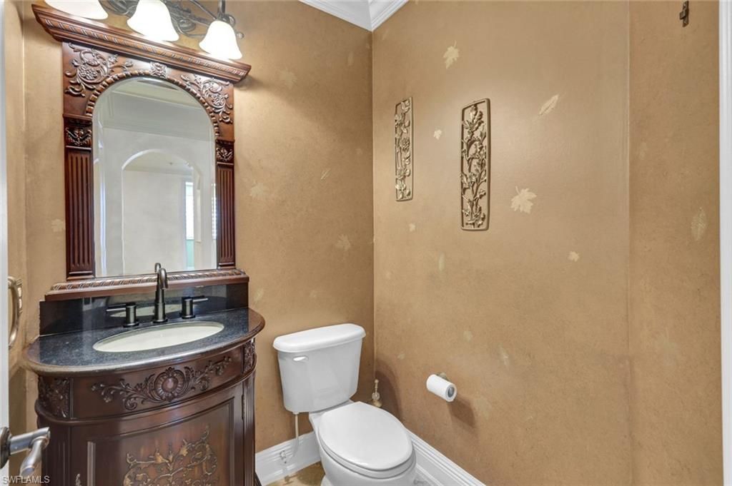 1345 Mariposa Cir, Unit 5204, Naples, FL 34105 Photo