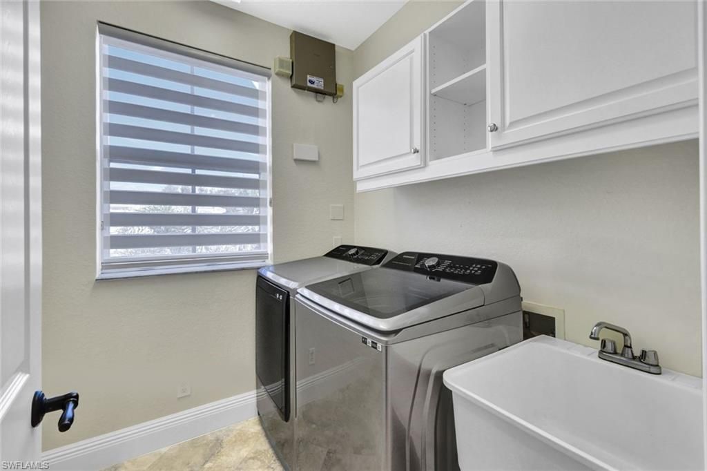 1345 Mariposa Cir, Unit 5204, Naples, FL 34105 Photo
