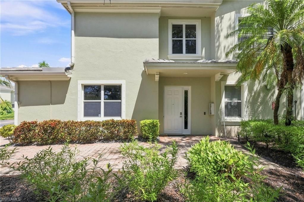 1345 Mariposa Cir, Unit 5204, Naples, FL 34105 Photo