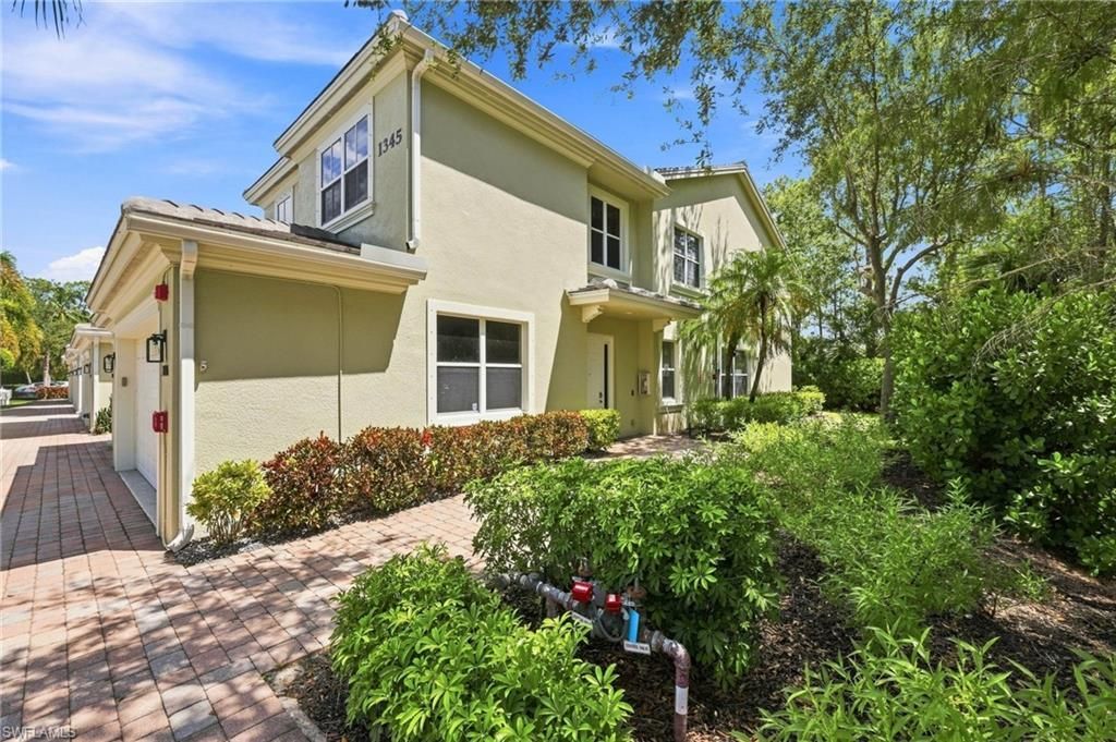 1345 Mariposa Cir, Unit 5204, Naples, FL 34105 Photo