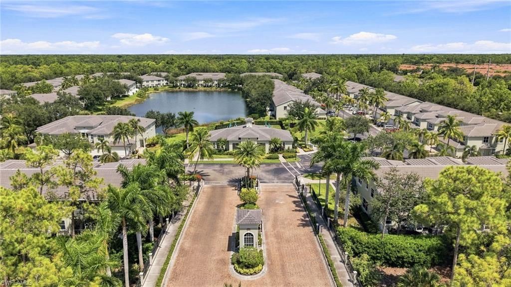 1345 Mariposa Cir, Unit 5204, Naples, FL 34105 Photo