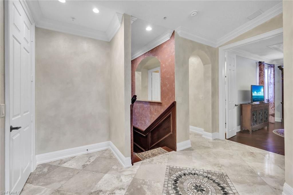 1345 Mariposa Cir, Unit 5204, Naples, FL 34105 Photo