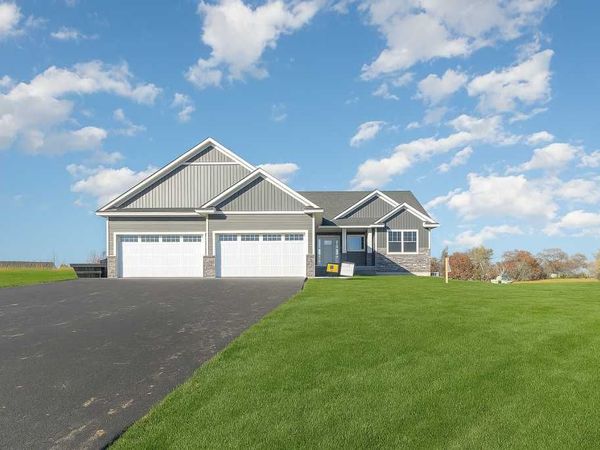 3864 222nd Lane NW, Oak Grove, MN 55011