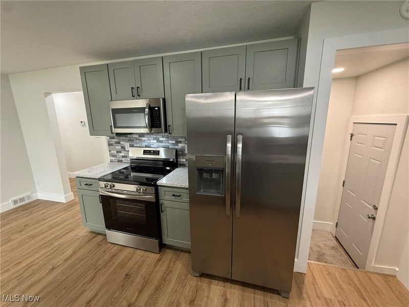 916 Oak Street NW, New Philadelphia, OH 44663 Photo 6