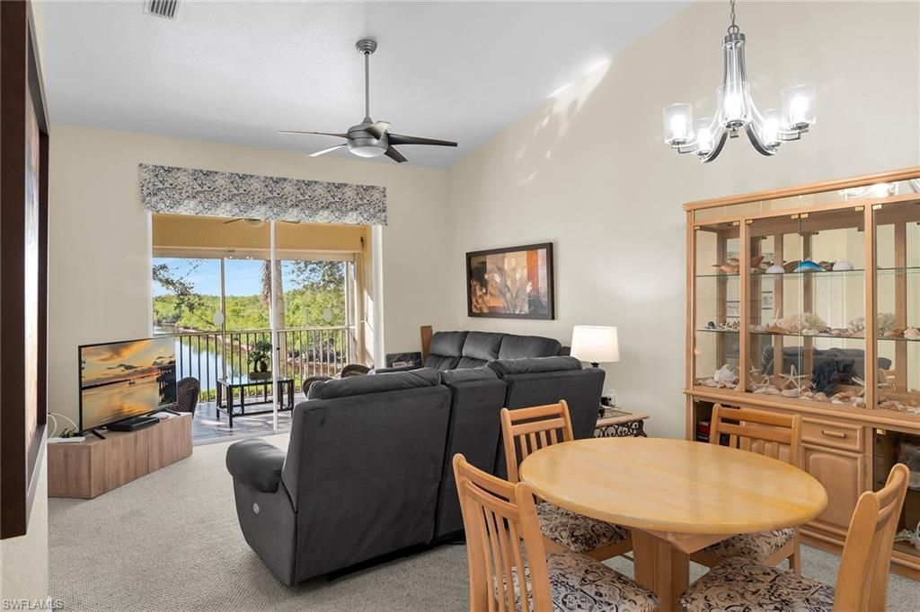290 Newport Dr, Unit 107, Naples, FL 34114 Photo