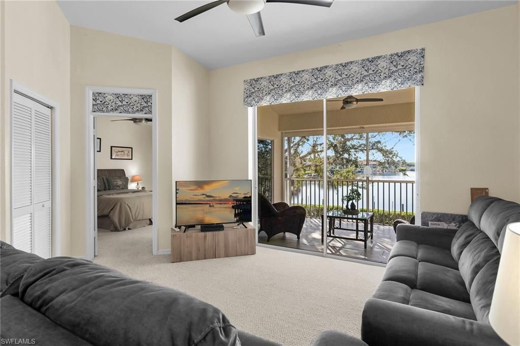 290 Newport Dr, Unit 107, Naples, FL 34114 Photo