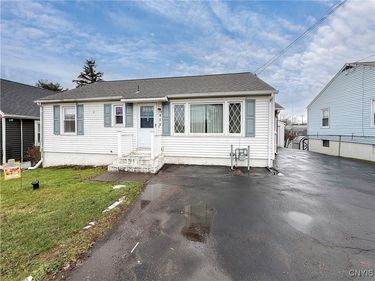 705 7th North Street, Liverpool, NY 13088