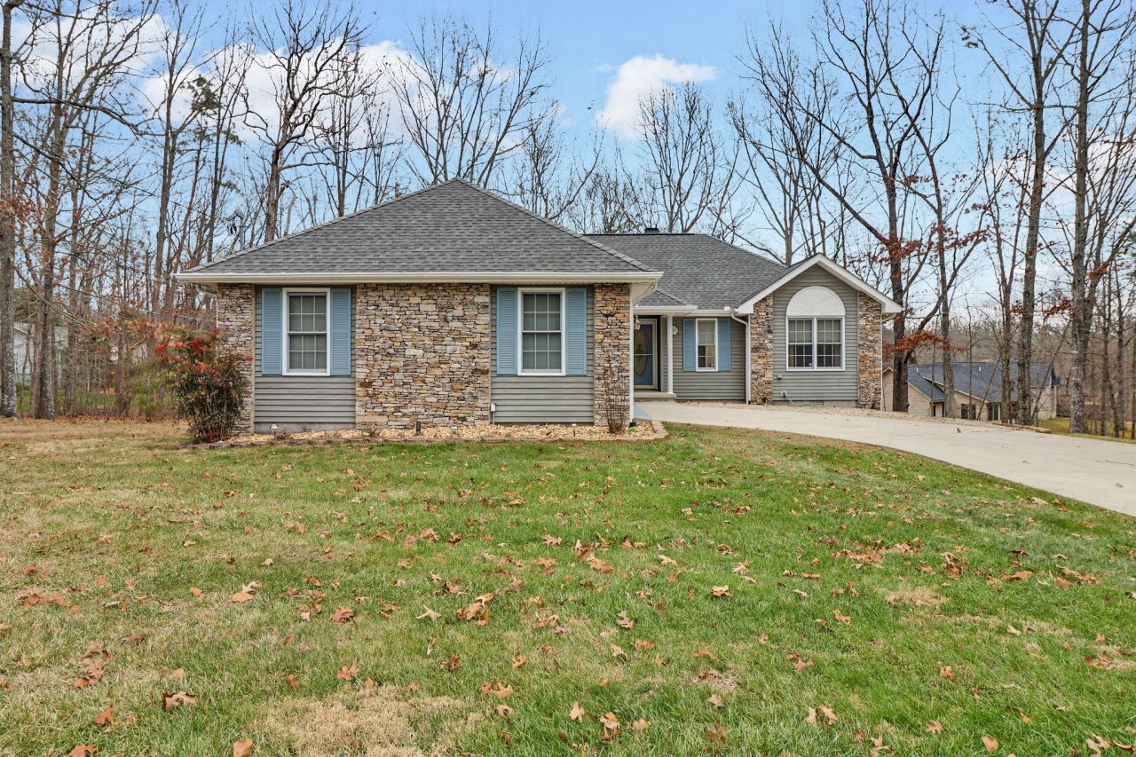 121 St George Drive, Crossville, TN 38558 Main Photo