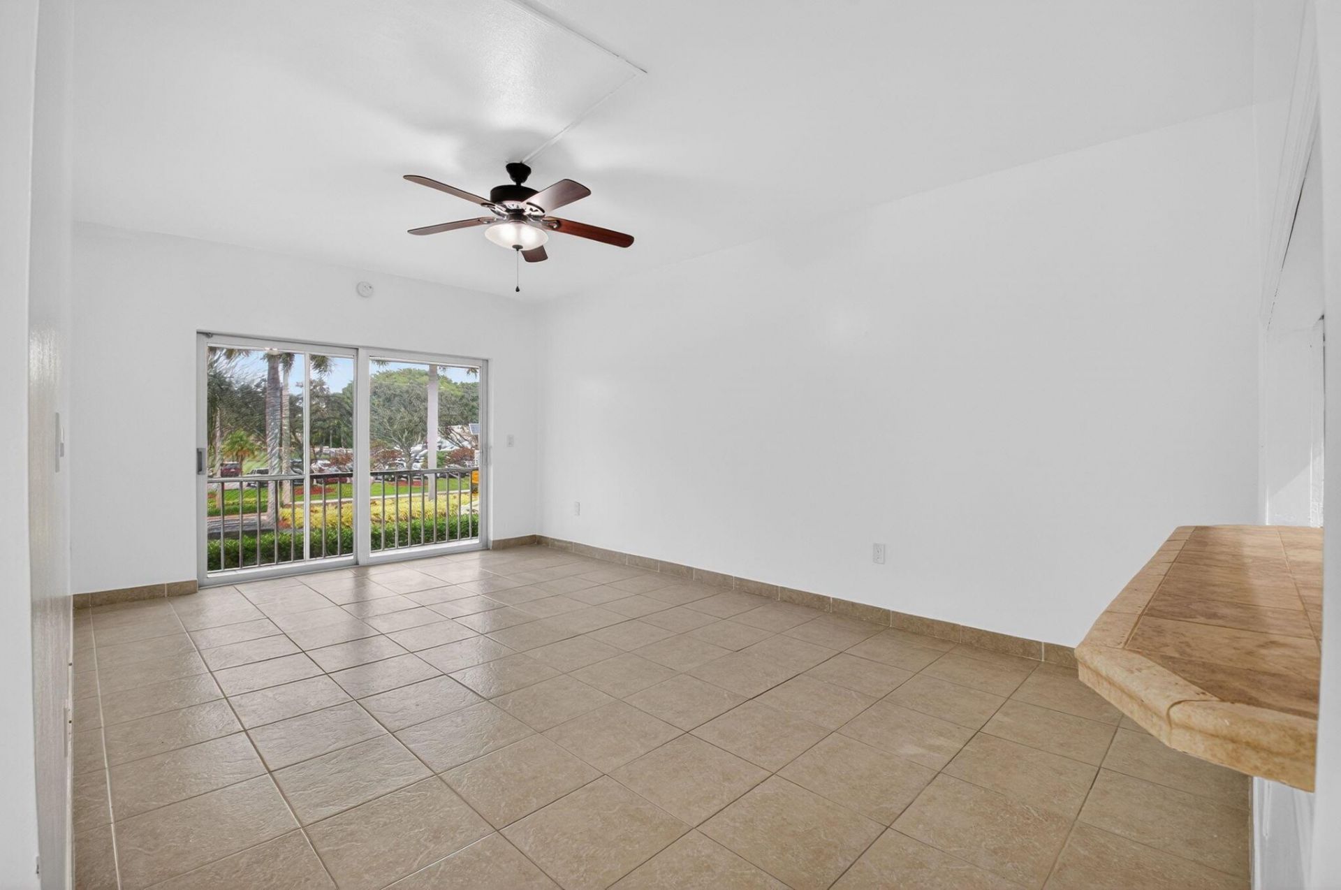 290 W Palmetto Park Road, Unit 204, Boca Raton, FL 33432 Photo