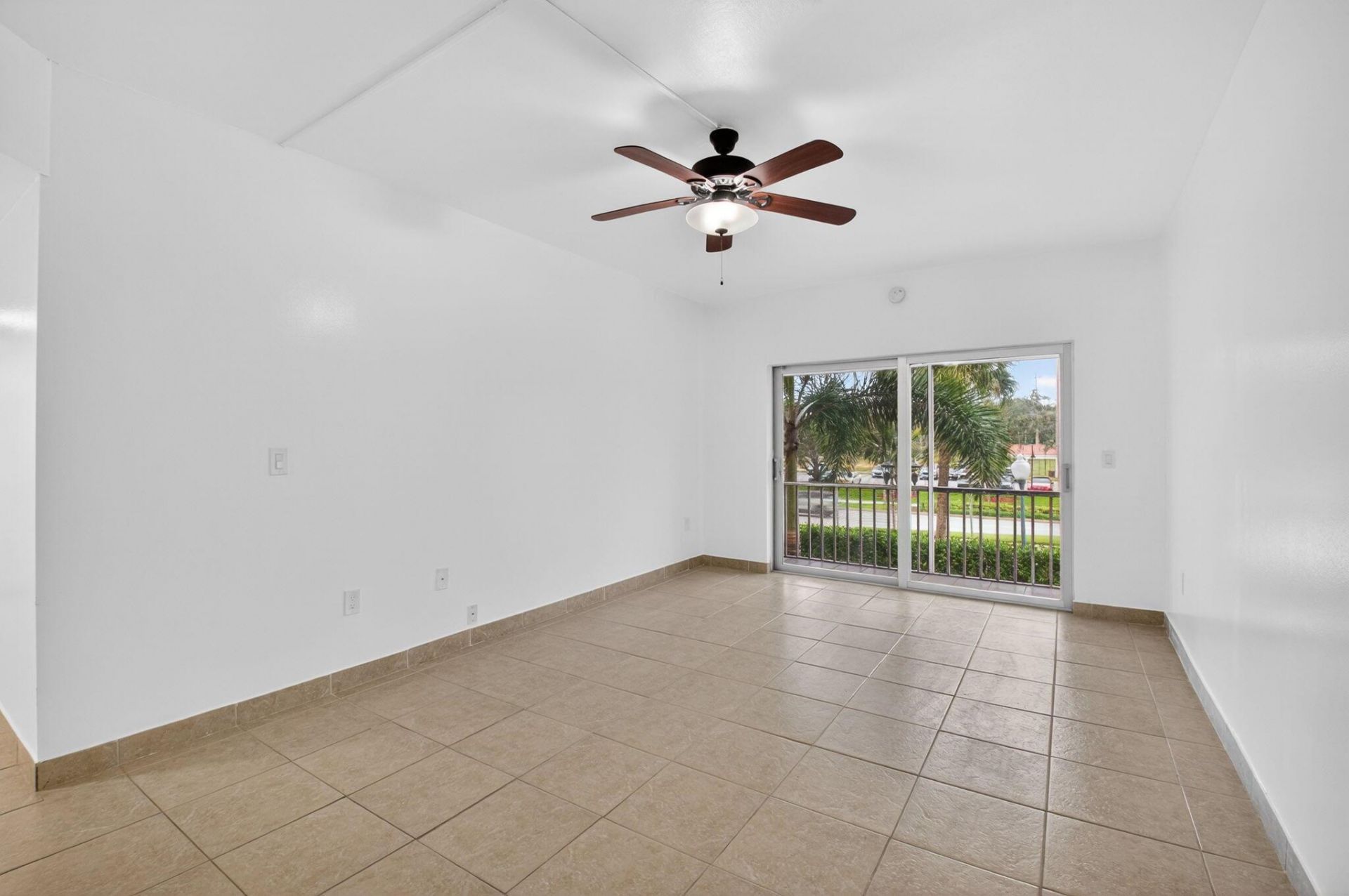 290 W Palmetto Park Road, Unit 204, Boca Raton, FL 33432 Photo