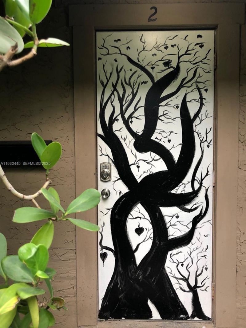 118 NW 24th St, Unit 6, Miami, FL 33127 Photo