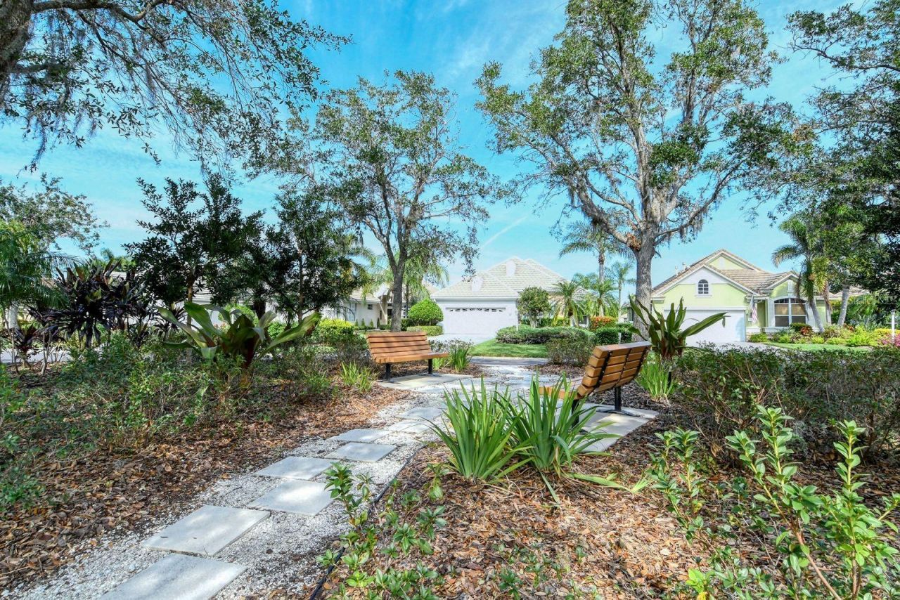 6519 Oakland Hills Drive, Lakewood Ranch, FL 34202 Photo