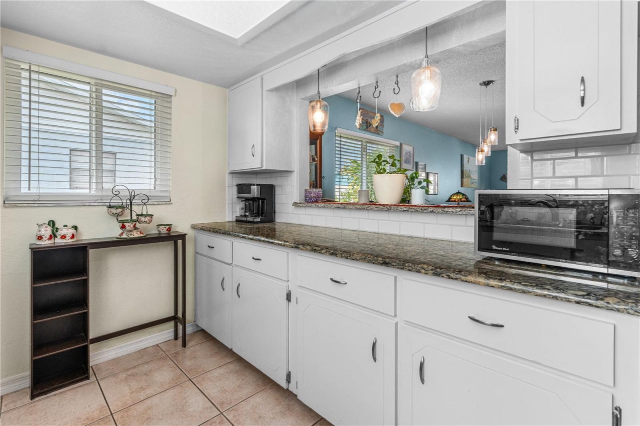 417 Falcon Avenue, Edgewater, FL 32141 Photo