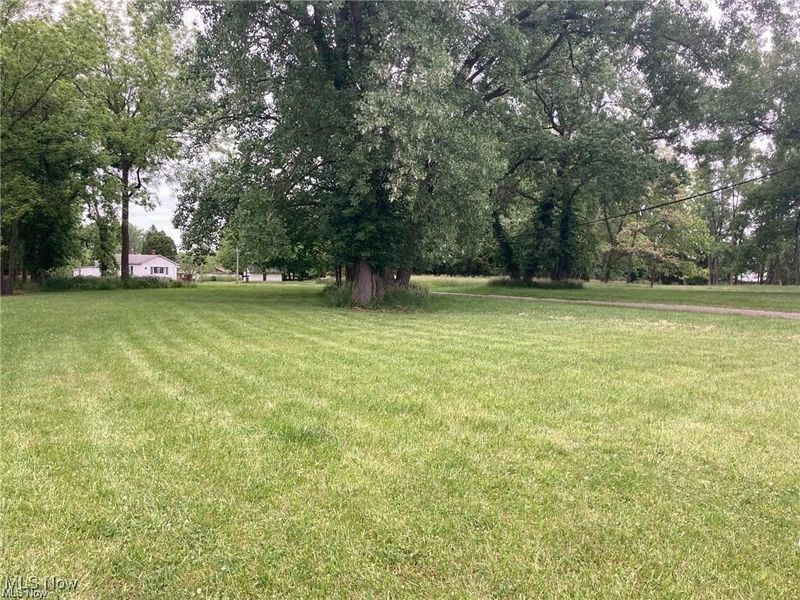 35783 Lake Shore Boulevard, Eastlake, OH 44095 Photo 5