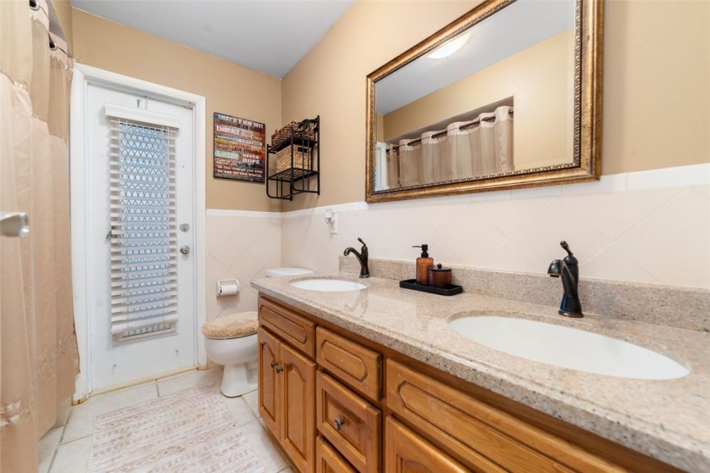 10510 NW 24 Street, Sunrise, FL 33322 Photo