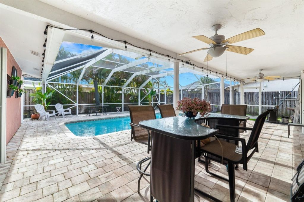 10510 NW 24 Street, Sunrise, FL 33322 Photo