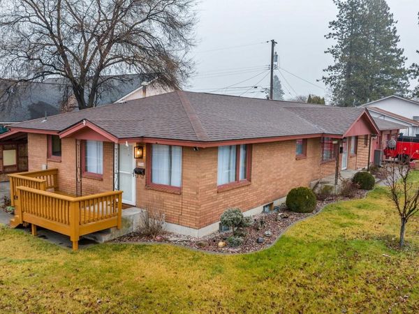 5904 N Addison St, Spokane, WA 99208