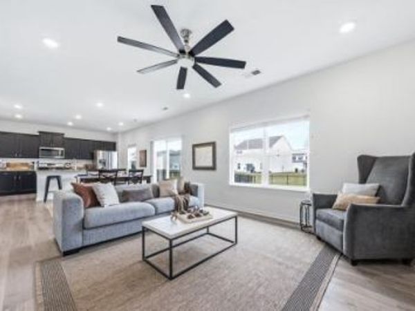 1518 Forbes Avenue, Columbus, OH 43228