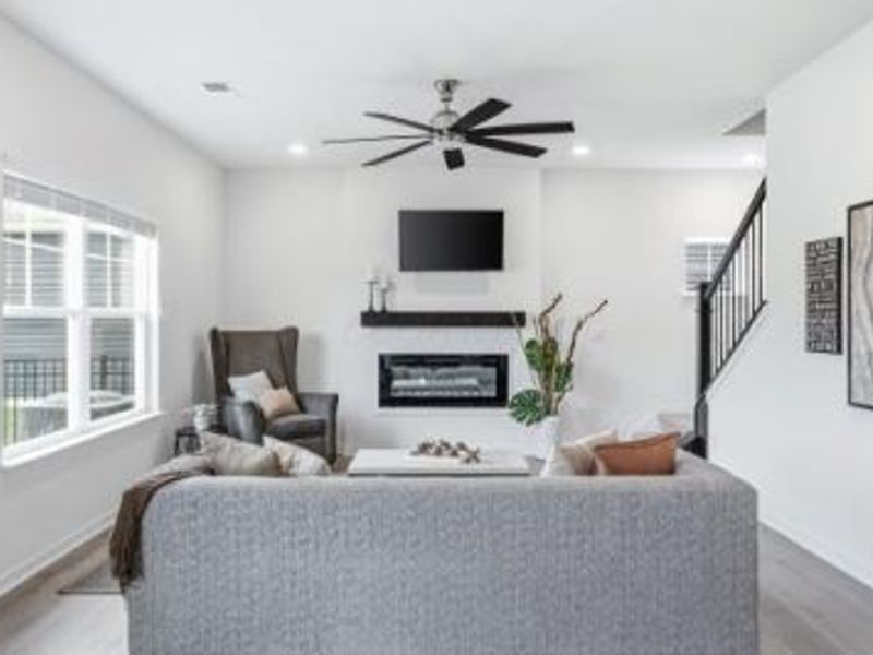 1518 Forbes Avenue, Columbus, OH 43228 Photo 3