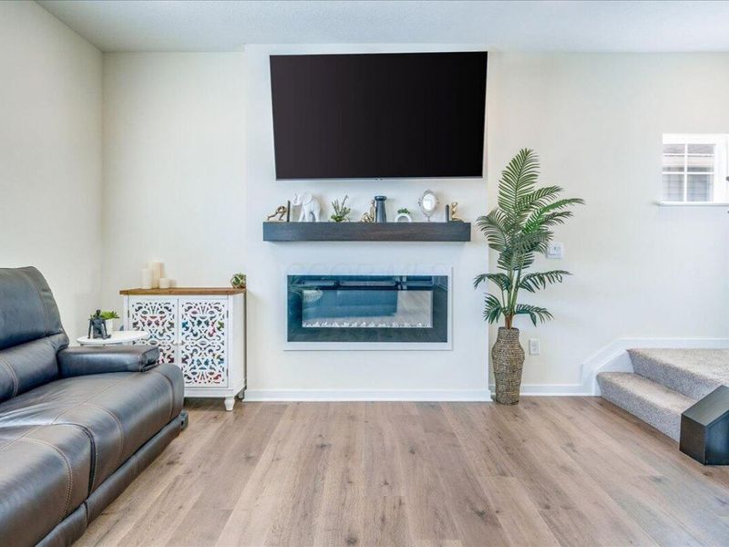 1518 Forbes Avenue, Columbus, OH 43228 Photo 4