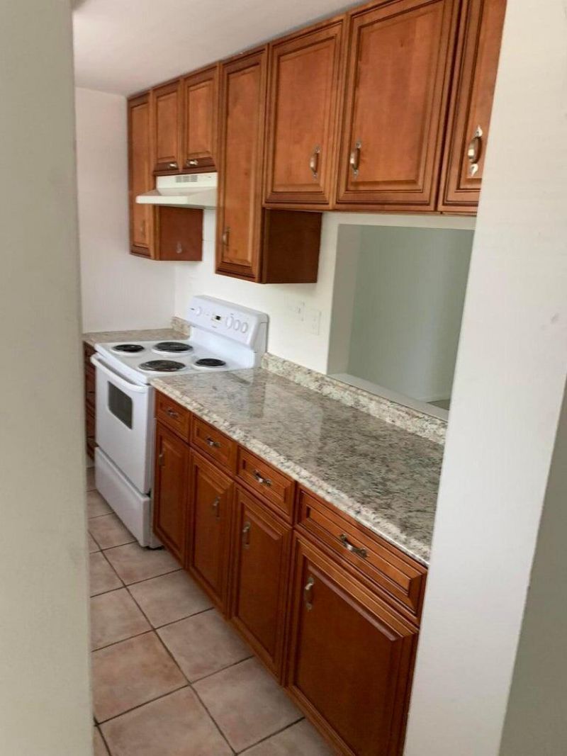 2050 N Congress Avenue, Unit 301, West Palm Beach, FL 33401 Photo